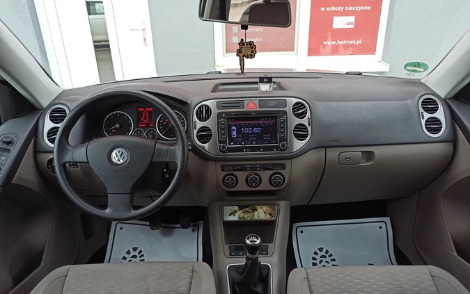 Volkswagen Tiguan cena 29900 przebieg: 200845, rok produkcji 2008 z Pruszków małe 781